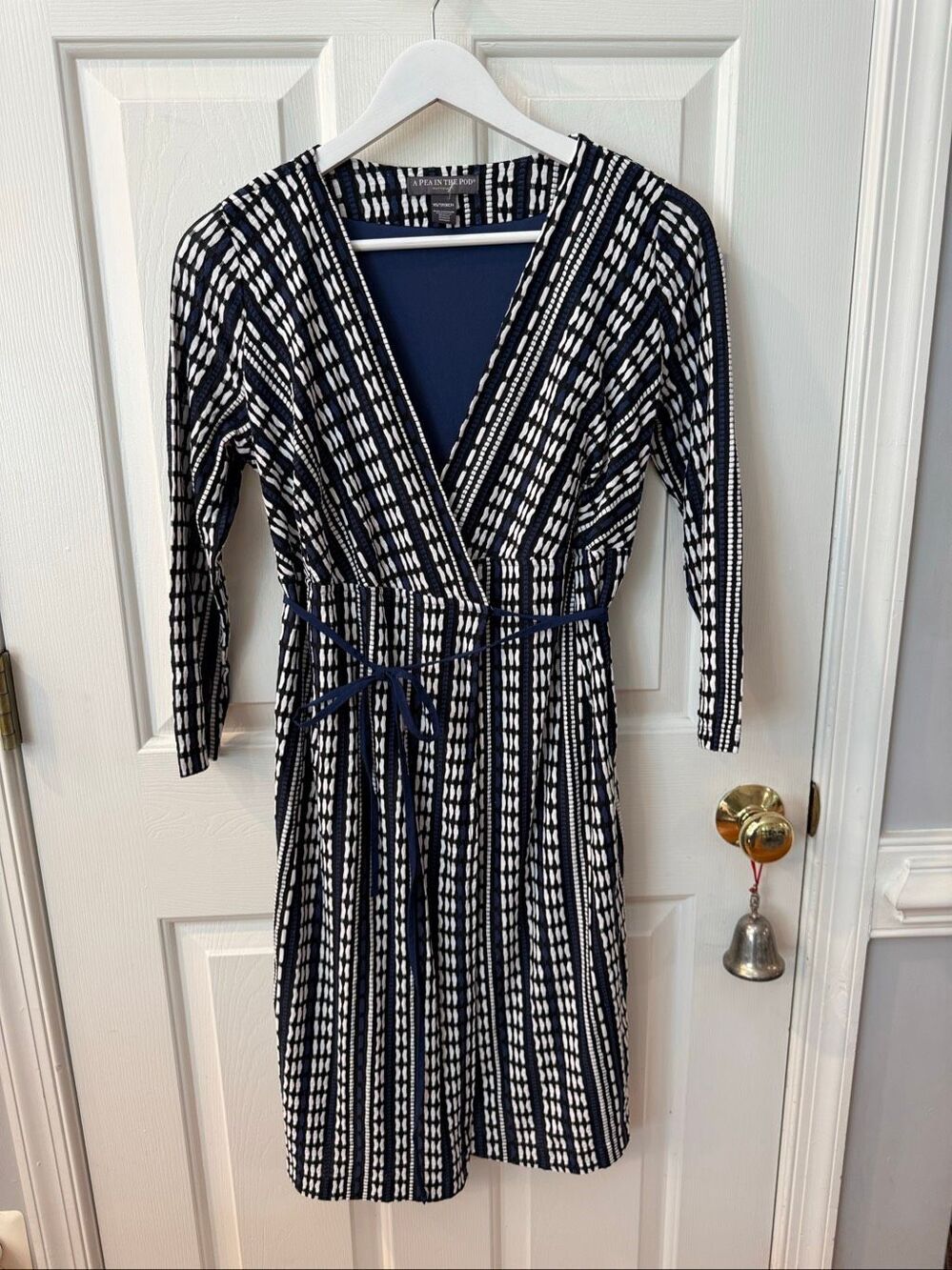 A Pea In the Pod Blue & White Textured Wrap Dress sz XS EUC